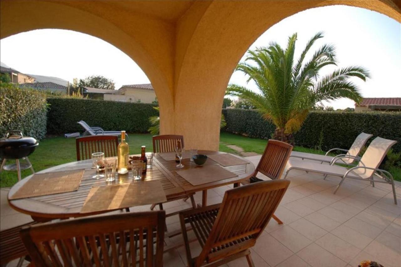 Location De Vacances Olivier Jardin Privatif Et Piscine Chauffee Partagee กาลวี ภายนอก รูปภาพ