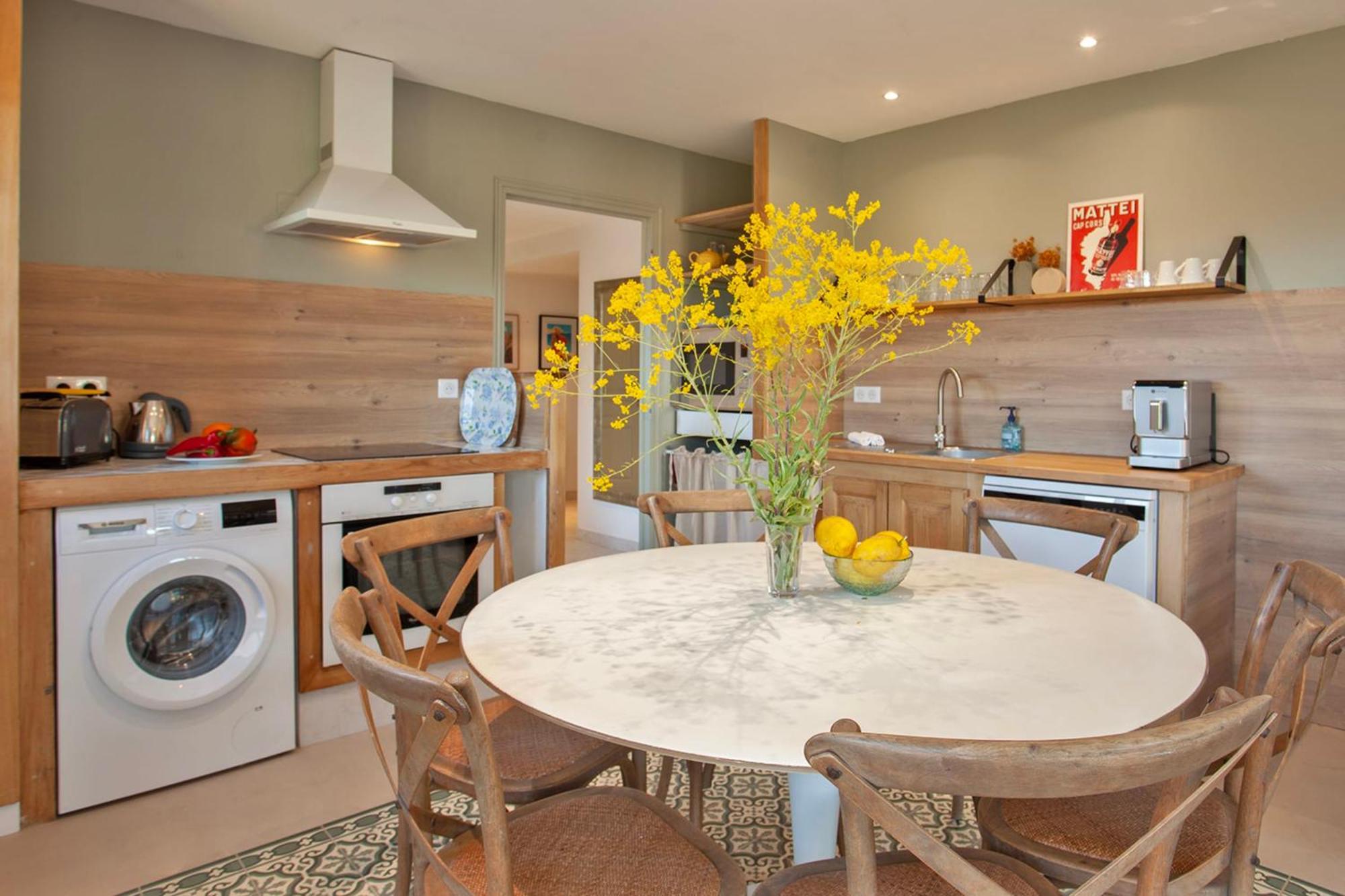 Location De Vacances Olivier Jardin Privatif Et Piscine Chauffee Partagee กาลวี ภายนอก รูปภาพ